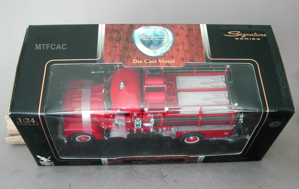 1:24 Yat Ming Signature Series 1958 Seagrave 750 Fire Truck - Image 2 of 3