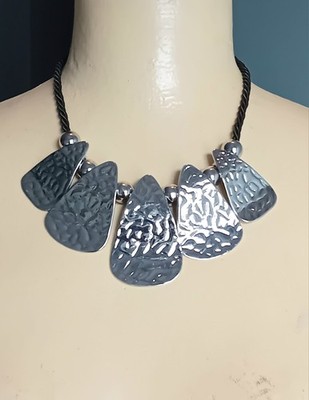 LIA SOPHIA Statement-Halskette silberfarben Metall, schwarze Kordel F3