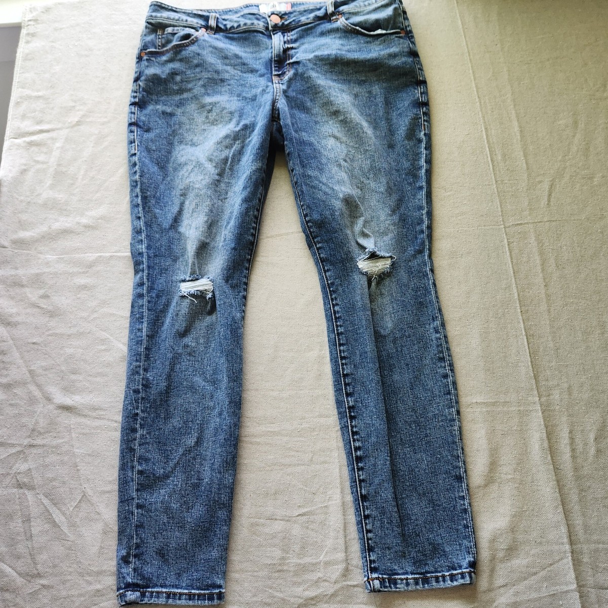 Cabi Jeans Womens 18 Blue Skinny 4328 Denim Stretch High Rise Distressed  39x31