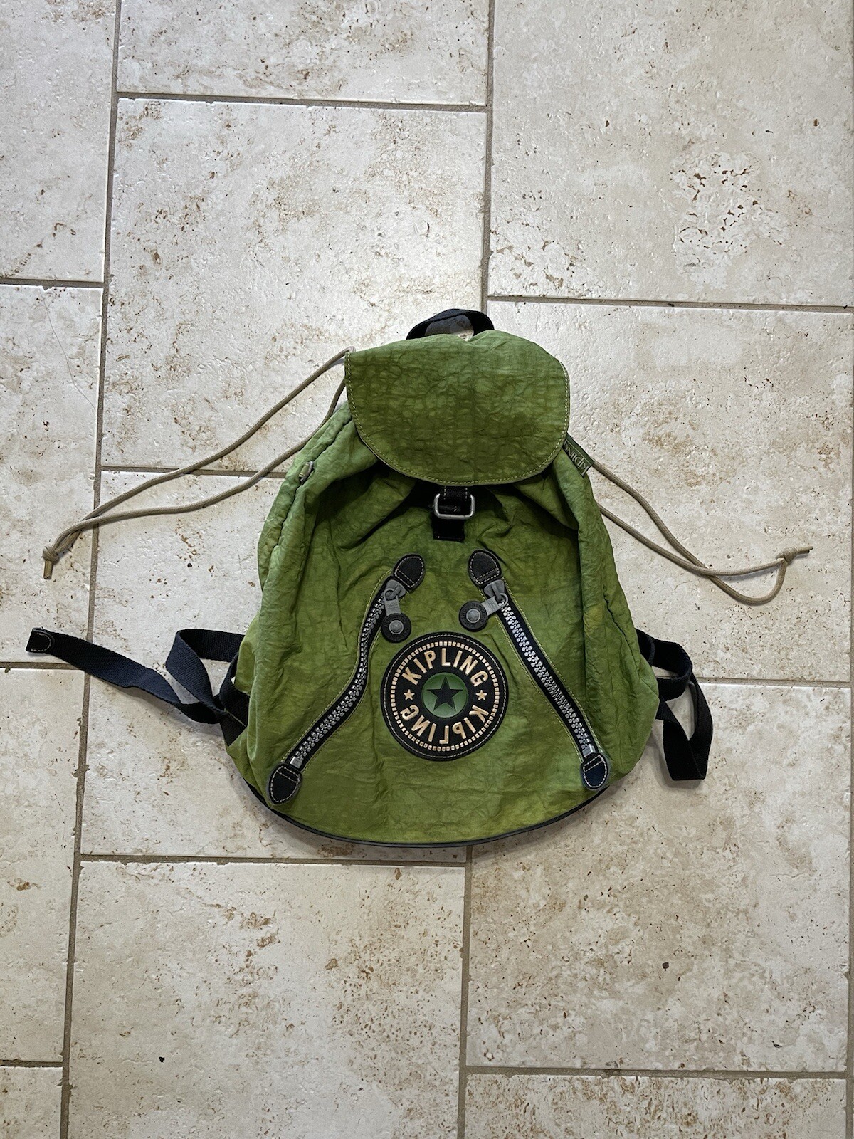 Vintage KIPLING Medium Drawstring Green Nylon Bac… - image 1