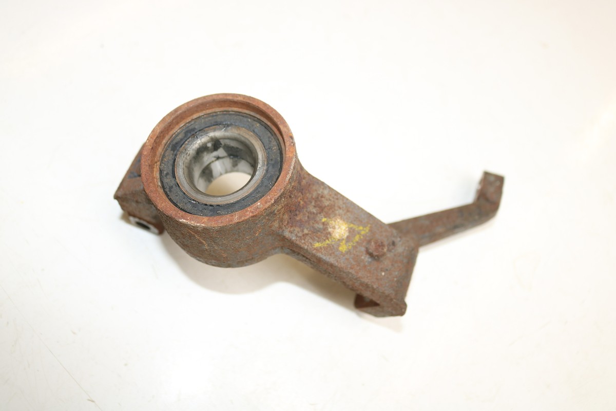 2009 Can Am Outlander 800 XT Right Front Spindle Knuckle Hub