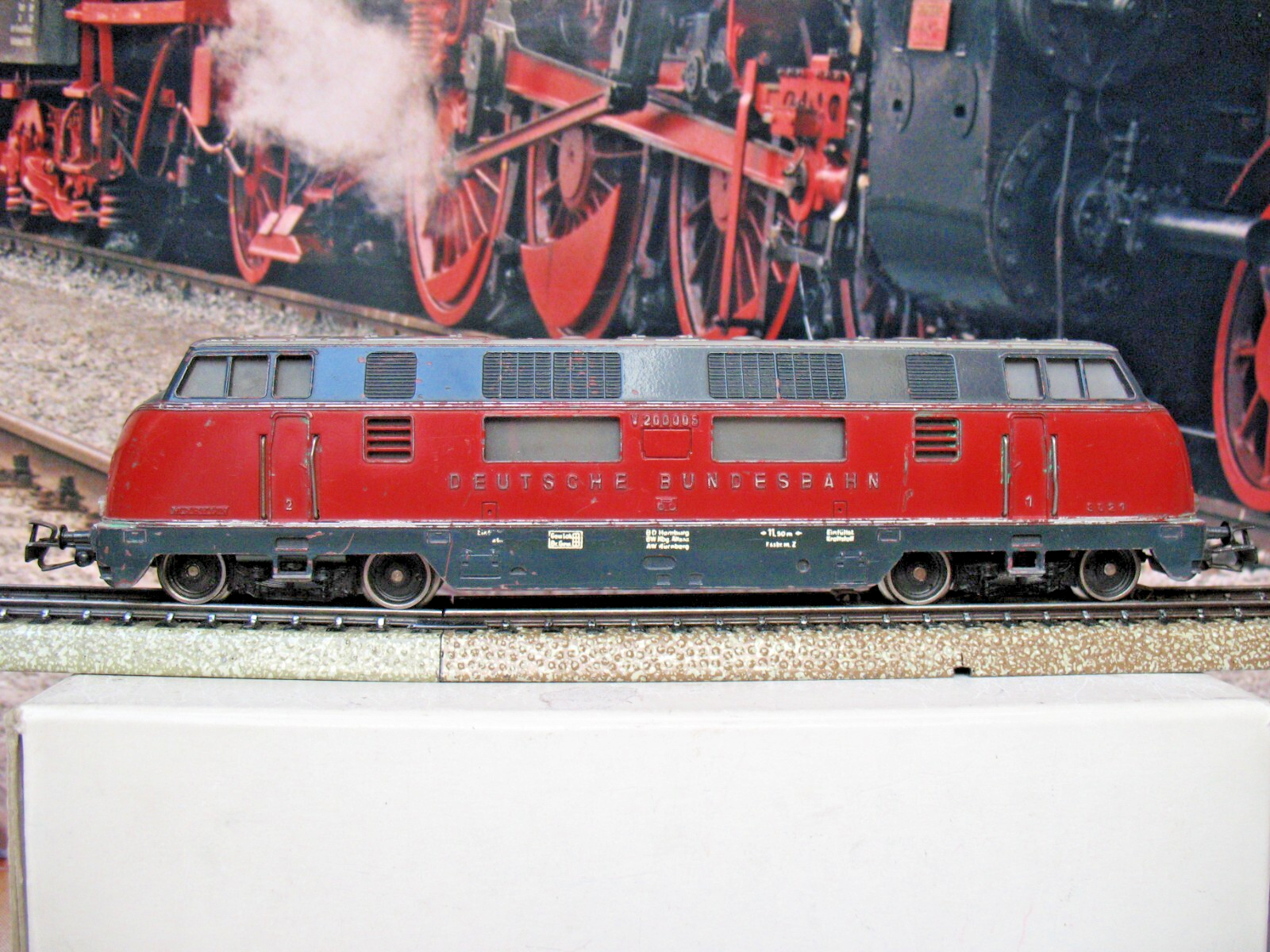 Bild 1 von 9