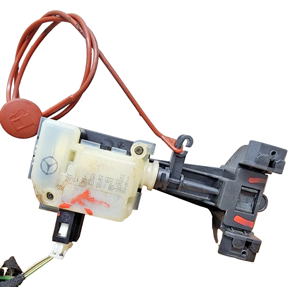 Actuador de bloqueo de puerta de combustible Mercedes R350 R320 R500 2006-2011 A2516390007 OEM Foto 2 de 4