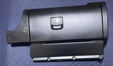 1998-2010 Oem Volkswagen Vw Beetle Dash Glove Box Compartment W Aux Black 1998-2010 Oem Volkswagen Vw Beetle Dash Glove Box Compartment W Aux Black
