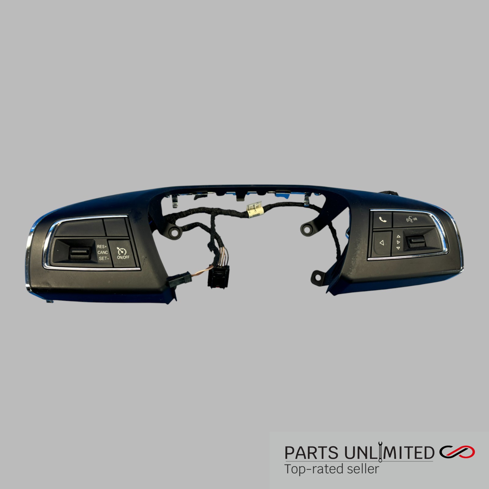 14-17 Maserati Ghibli M157 OEM steering wheel cruise control phone switches