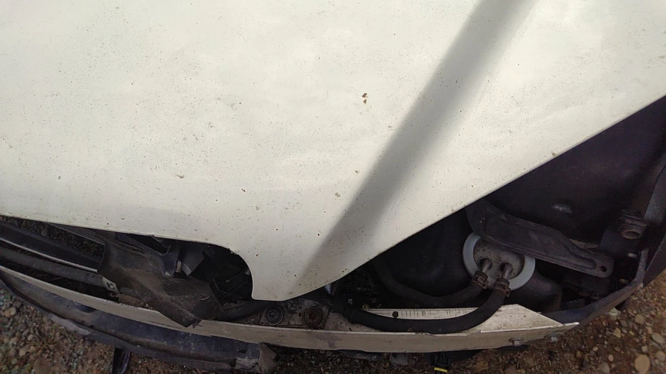 10 MERCEDES C-CLASS Hood (No Shipping) - Imagem 4 de 4