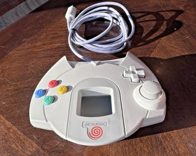 BUNDLE! USA Sega Dreamcast console system, 2 games 1 controller, bass fishing🔥
