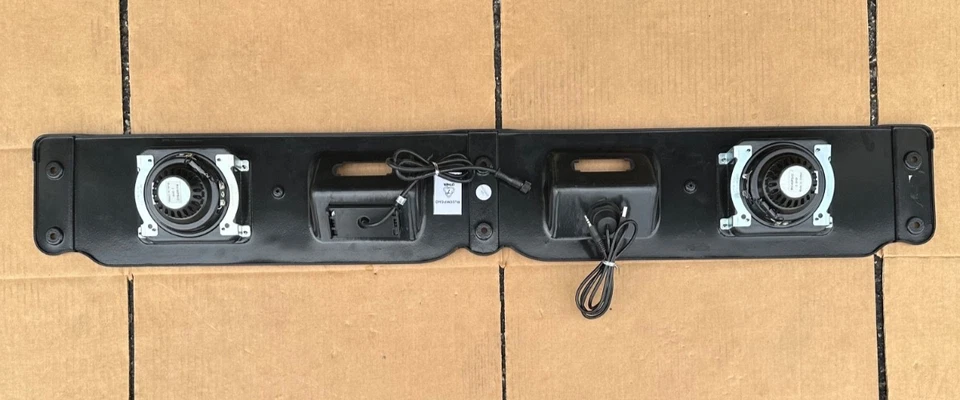 OEM | Kicker Speaker Fit 2020-2025 Sierra 1500 2022-2025 Silverado 1500 19434974 - Image 4 of 4