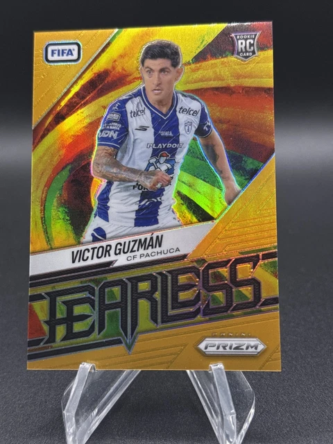 2025-26 Panini Prizm FIFA Victor Guzman RC Fearless Gold /10 #14