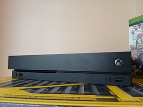 Microsoft Xbox One X 1TB Bundle [Please Read Description]
