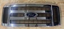2008-2010 Ford Only Used 2 Mnths F250 F350 Super Duty Chrome Grille Oem Original 2008-2010 Ford Only Used 2 Mnths F250 F350 Super Duty Chrome Grille Oem Original