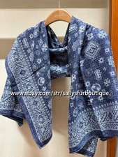 Sallys 70 Cashmere  30 Silk Wrap Scarf Vintage Print Double Face Shawl 53"