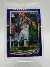 2020-21 Donruss Optic Purple Shock Giannis Antetokounmpo #29 Milwaukee Bucks
