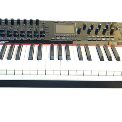 Native Instruments Panorama P4 Controller