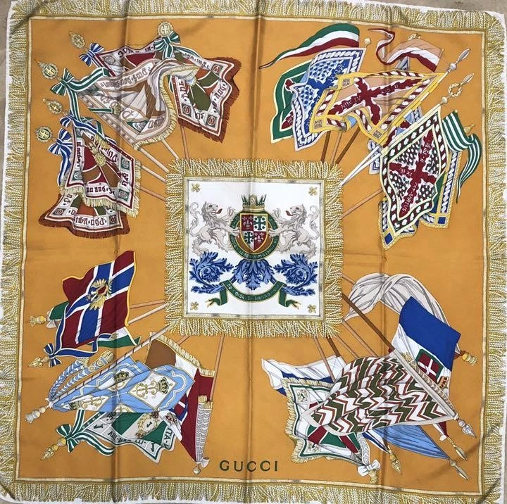 Foulard Gucci soie 100 86 drapeau