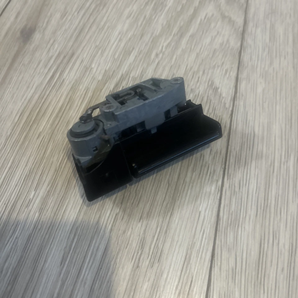 🔥03-08 HONDA Element 97-06 CR-V 95-04 ODYSSEY Glove Box Latch Assembly BLACK - Image 2 of 3