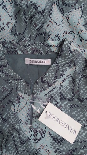 o NWT Windsmoor Size 12 Midi Shift Dress 100% Silk Celadon Green Black Print - Picture 5 of 7