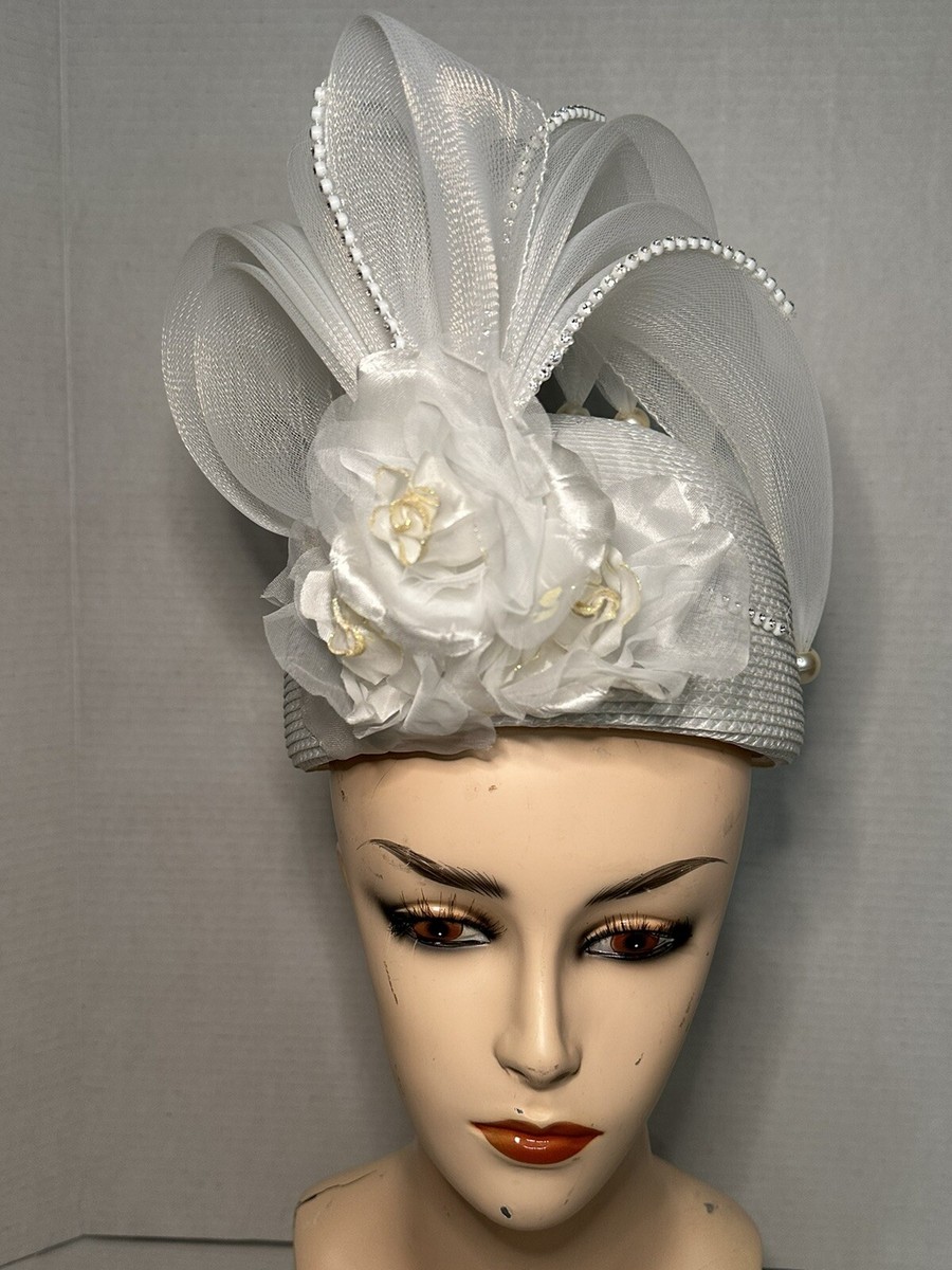 VINTAGE White Mr HI