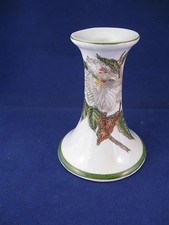 PORTAVELAS DE PORCELANA CON DECORACIÓN FLORAL ELEVADA MUY BONITO