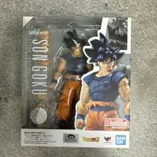 BANDAI S.H.Figuarts Dragon Ball Super Son Goku Ultra Instinct Sign Figure jp