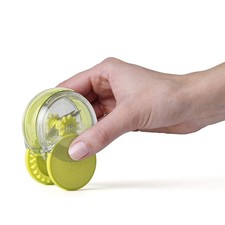 Chef'n GarlicZoom Garlic Chopper Handheld Herb & Vegetable Slicer Green
