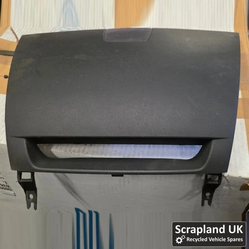 MAZDA RX-8 RX8 Mk1 2002-2008 Dashboard Front Centre Trim F15255210