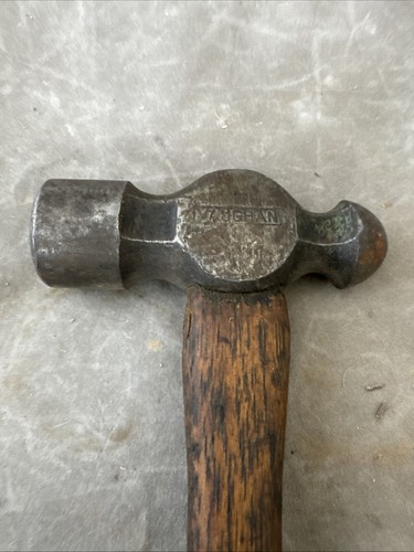 VINTAGE VAUGHN 10oz BALL PEEN HAMMER NICE CONDITION WOOD HANDLE MADE IN USA 8” - Picture 2 of 10