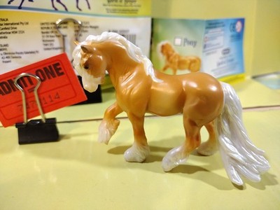 2025 Breyer TSC Mystery Horse Surprise palomino PONY SM fell pony stallion