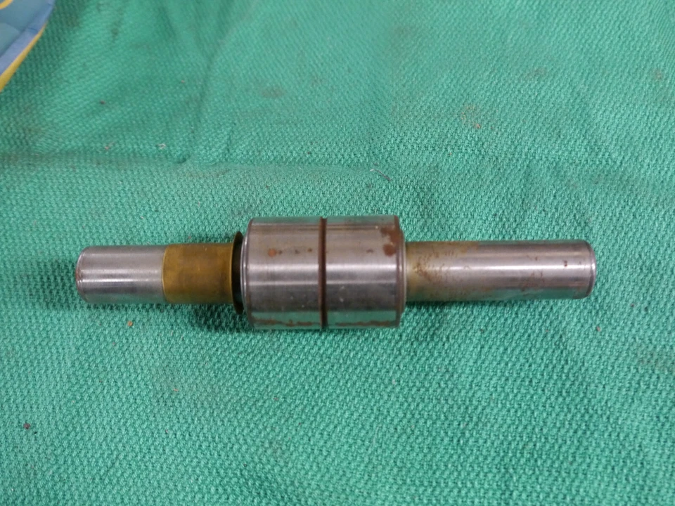 NOS 1966 GM BOMBA DE AGUA COJINETE 194 230 250 292 MOTOR 5728801 1565721 Foto 2 de 3