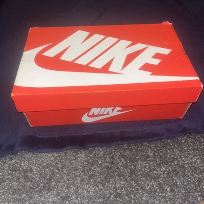 Nike Dunks Fruity Pebbles Size 9