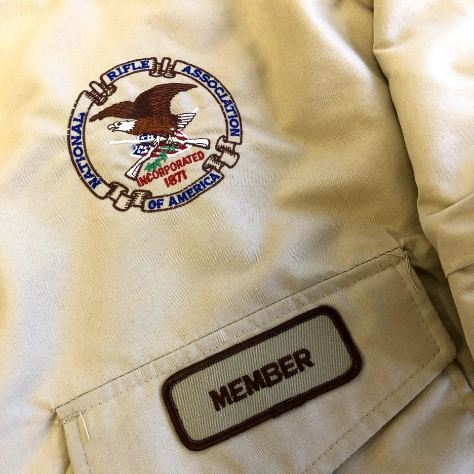 Vtg 70's NRA Life Member Hunting SHOOTING Jacket Hooded USA Thinsulate Coat 2X - Image 3 of 4