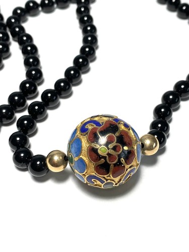 Collana vintage Alyce Firell New York City annodata onice nera cloisonné 35" - Foto 2 di 12