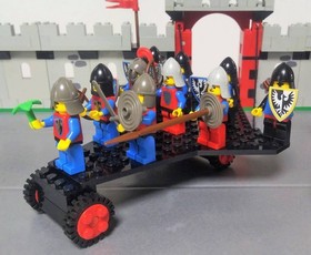 LEGO 6061 Siege Tower Crusaders Black Falcons Castle Minifigures