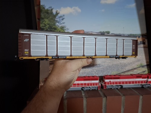 Walthers Gold Line (?) Chicago & Northwestern Tri-Level Autorack - ETTX #850590 | Condition: Used