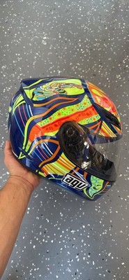 AGV K3 Full Face Helmet - Valentino Rossi ''FIVE CONTINENTS'' Edition - Size Small