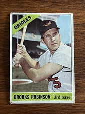 1966 Topps - Brooks Robinson #390 🔥HOF🔥. Very Good Condition.