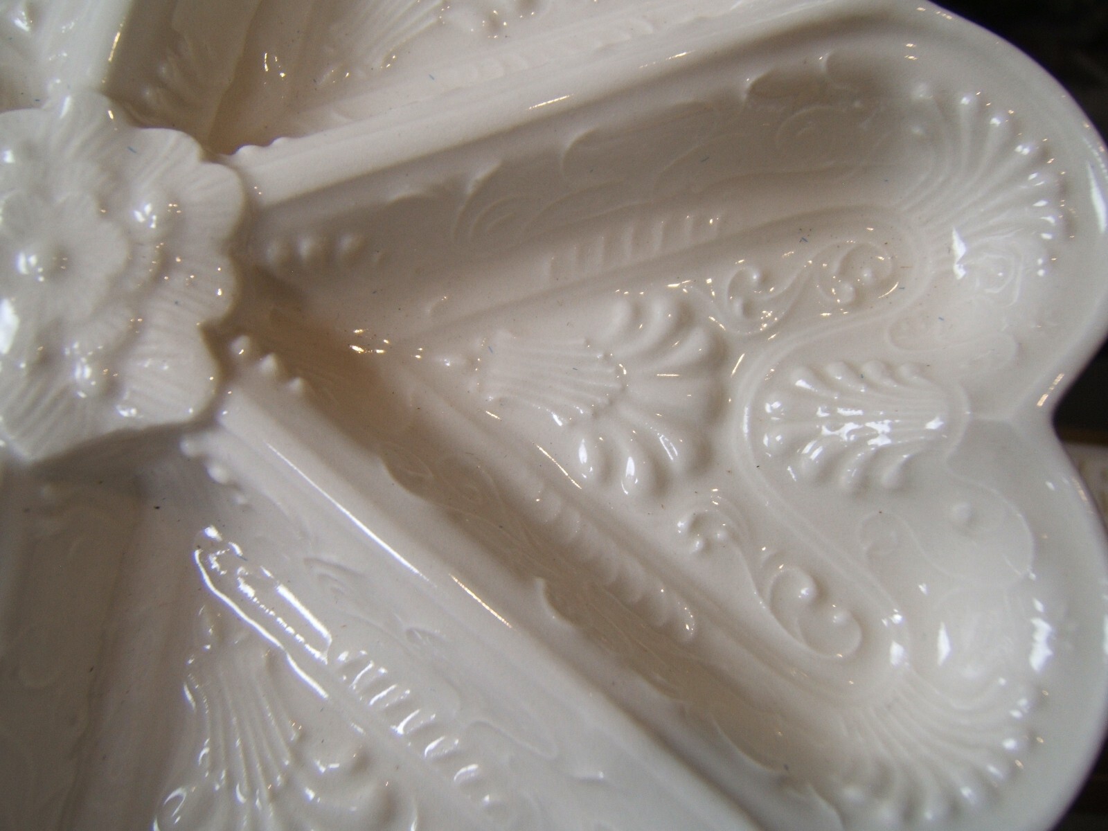 Museum Modern Art Ceramic Shortbread Pan Cookie Mold Staffordshire