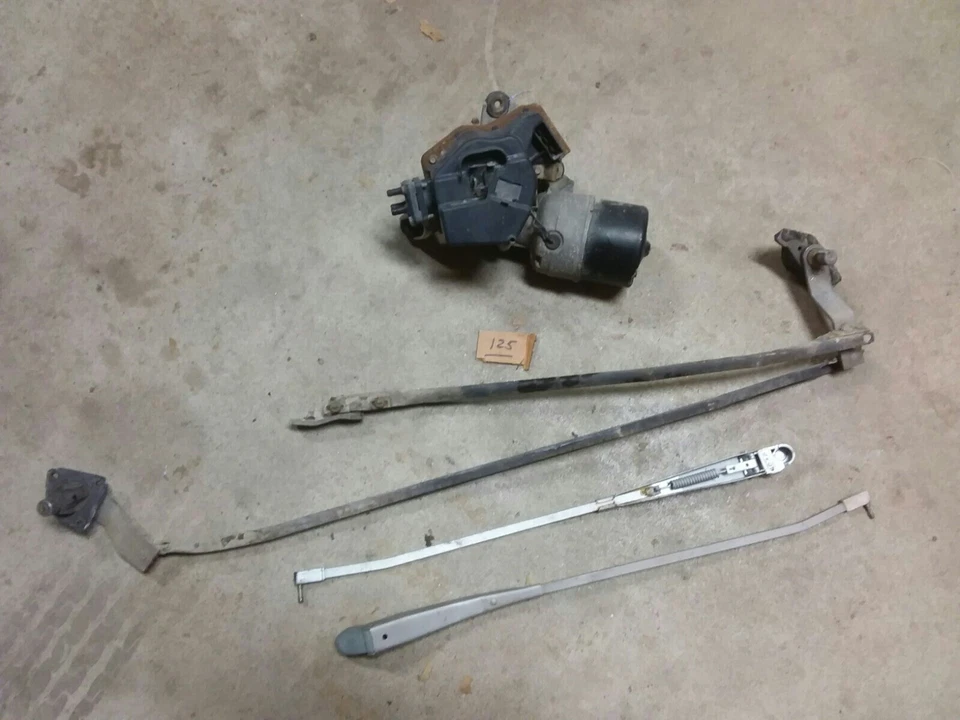 OEM 1977-90 Chevrolet Caprice Cadillac Full Size GM Windshield Wiper ASSY - Изображение 2 из 3