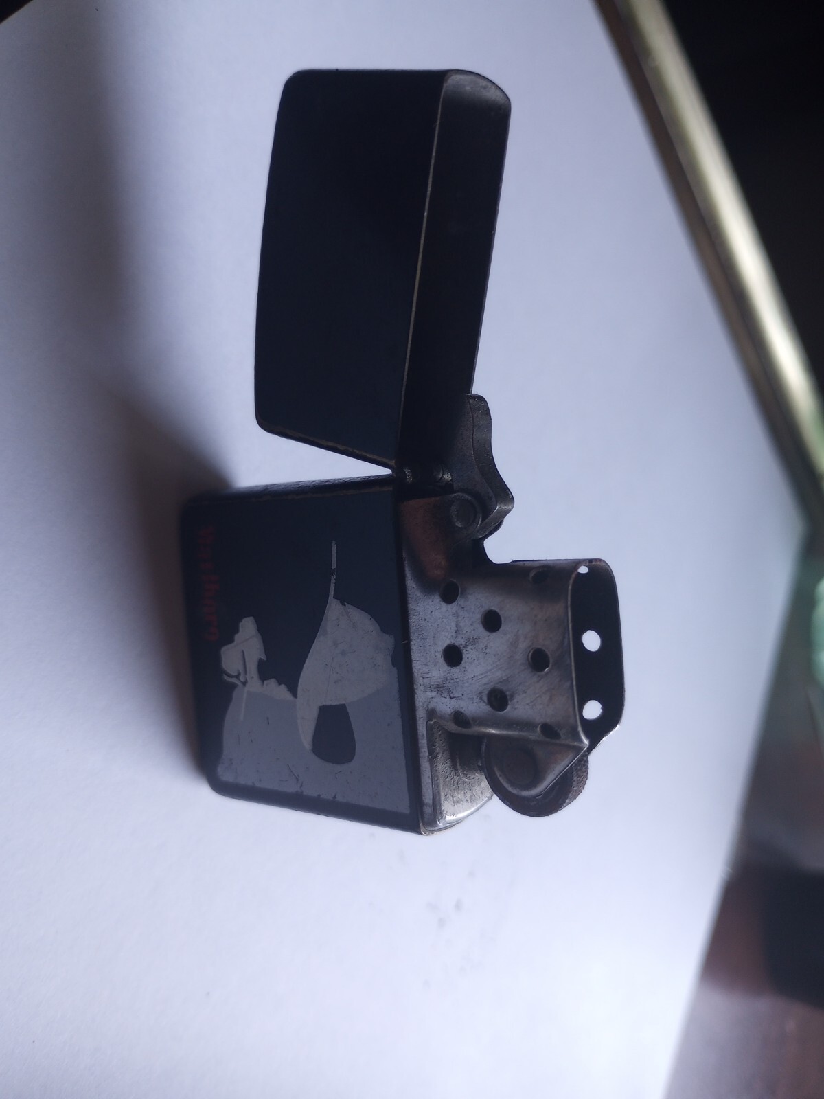 marlboro cowboy black zippo lighter
