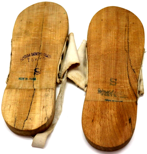 WWII Japanese Wooden Sandals Clogs Geta size Small 9 9/16inL x 3 3/8W pair M9877 - Picture 6 of 6