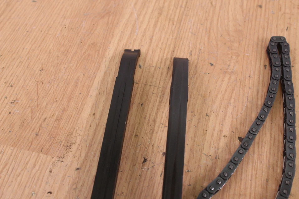 Yamaha TT 250 1980 cadena de levas con guías Foto 4 de 4