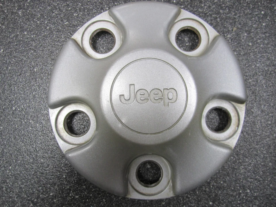 Tapacubos centrales Jeep Wrangler 2007-2016 16" OEM 1AH90TRMAD 56738A 9072 - Juego/4* Foto 4 de 4