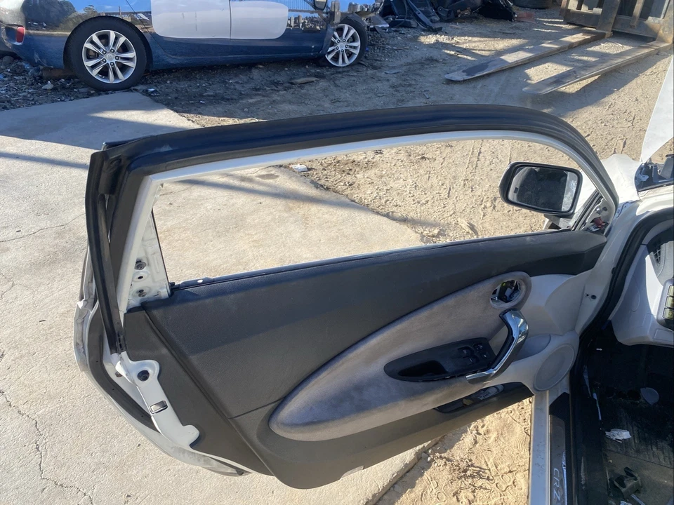 2011-2016 Honda CR-Z Front Left Driver Side Door Shell OEM White - Image 4 of 4