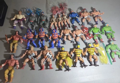 Huge Vintage 80's Master of the Universe MOTU Lot Of 24 Figures And Accessorie