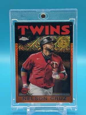 2021 Topps Update Nelson Cruz 35th Anniversary Orange Mojo /25 #86C-30 Twins