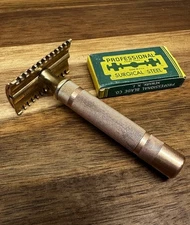 Vintage Gillette Safety Razor Gold Bronze Brass Color Knurled Pattern