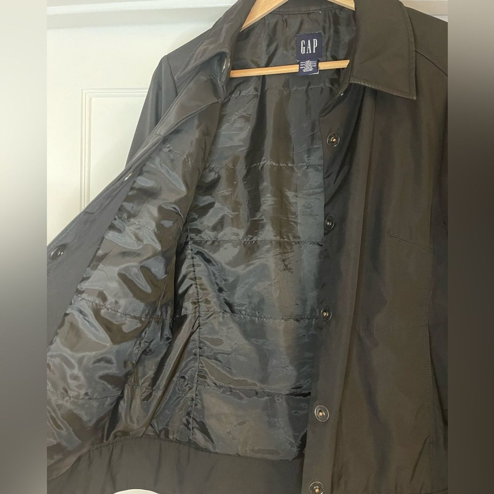 GAP Lightweight Modern Jacket Snap Front Quilted … - image 10