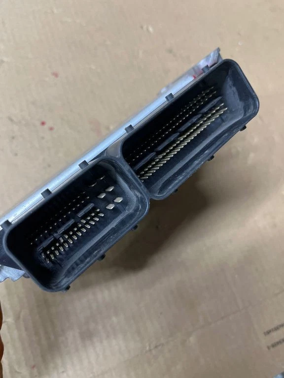 Centralina motore diesel SsangYong Actyon sports I 2009 -modulo R0412C058A - Immagine 3 di 4