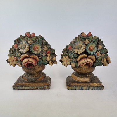 Antikes Paar Buchstützen Holz und Gesso polychrome Blumenvase