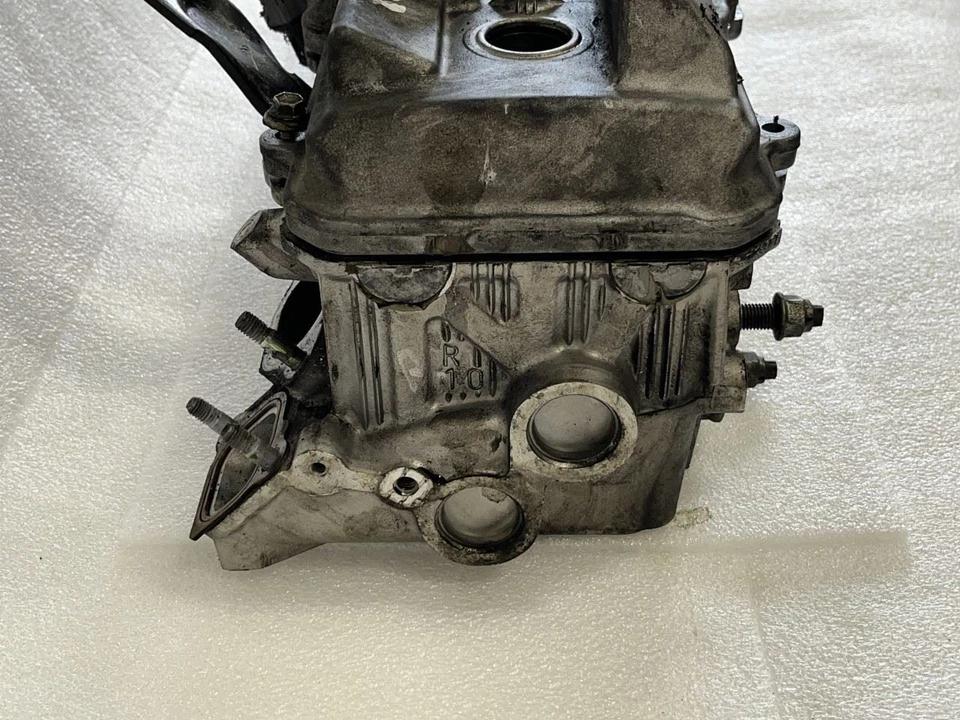 1999 LEXUS LS400 RIGHT PASSENGER SIDE ENGINE CYLINDER HEAD ASSEMBLY Foto 4 de 4